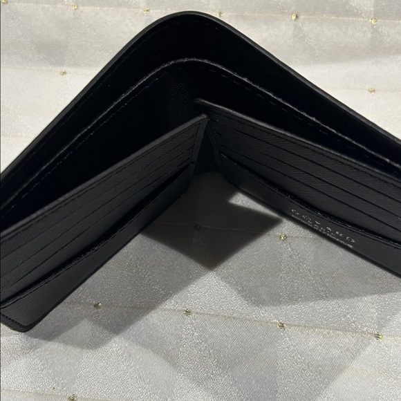 Wallet - Picture 3 of 4